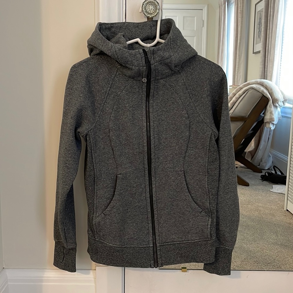 Lululemon Scuba zip up hoodie size 6